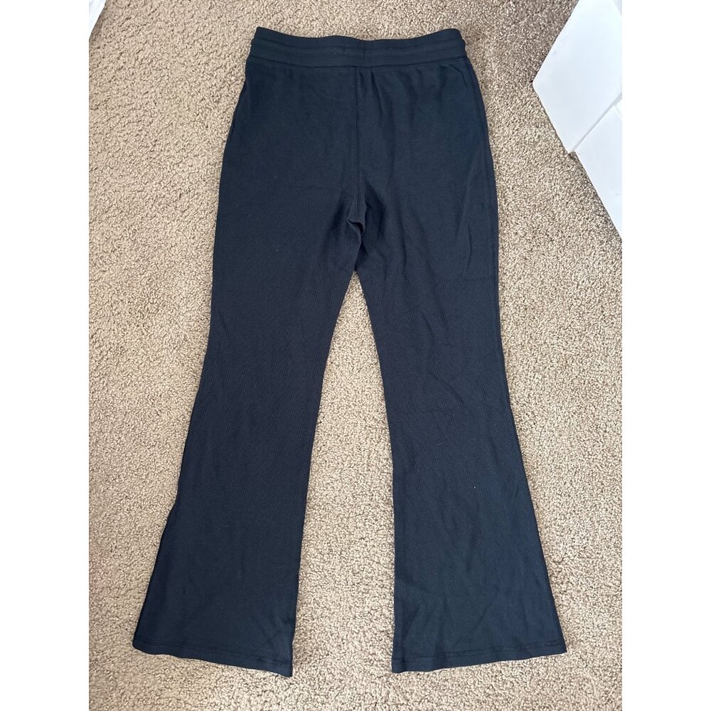 Aritzia Sunday Best Black Ribbed Flared Lounge Pants, never worn - Picture 6 of 6
